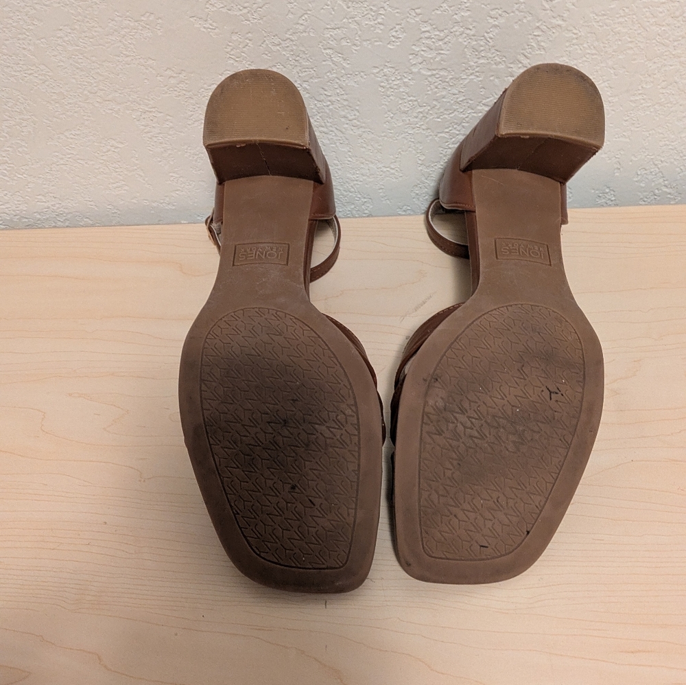 Jones New York Brown Leather Block Heel Sandals with Gold Accent - Picture 5 of 8